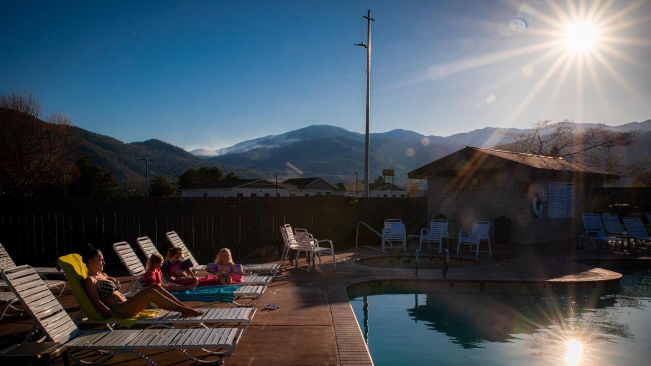 Mountain View Lodge Chelan Dış mekan fotoğraf