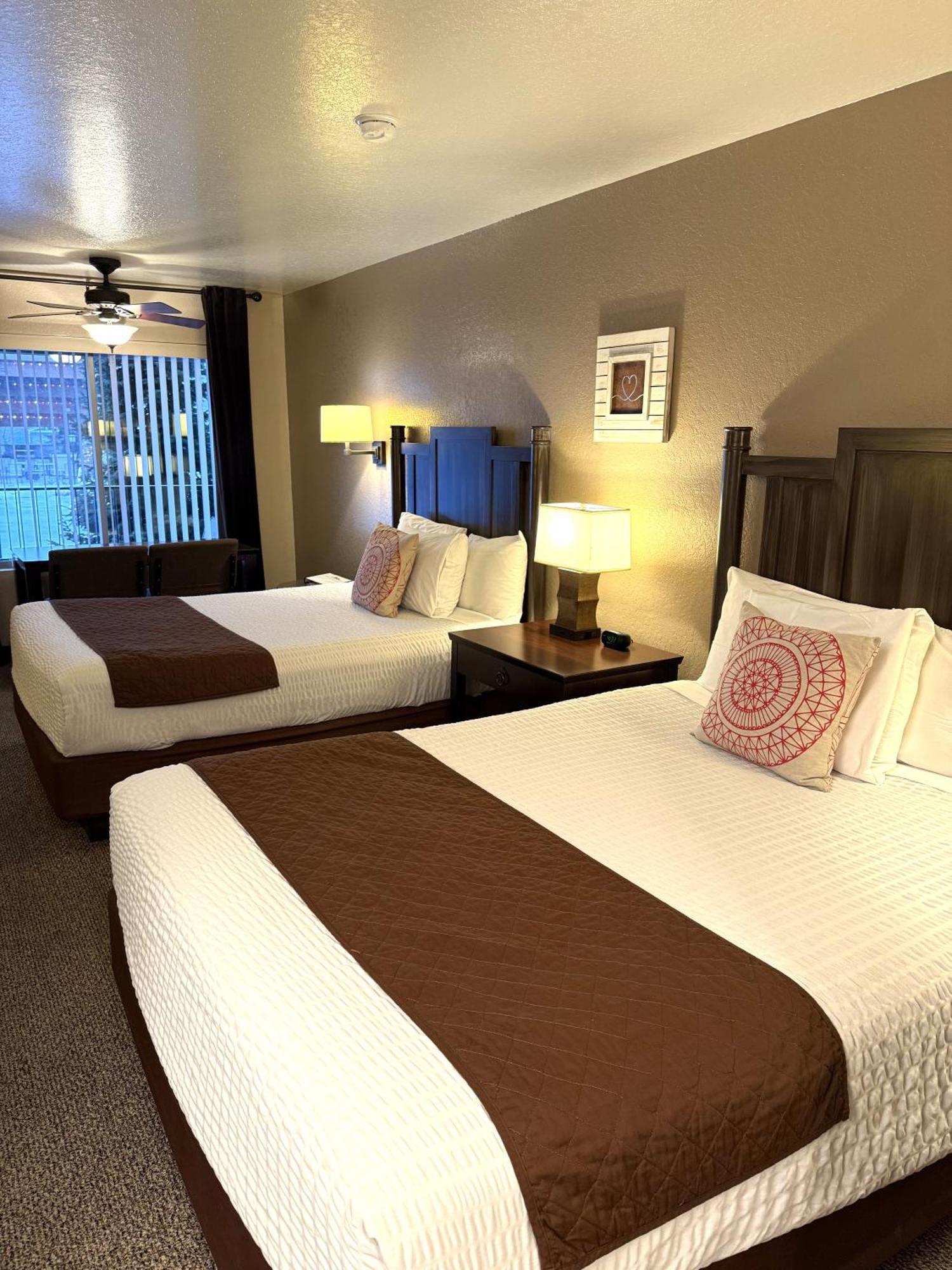Mountain View Lodge Chelan Oda fotoğraf