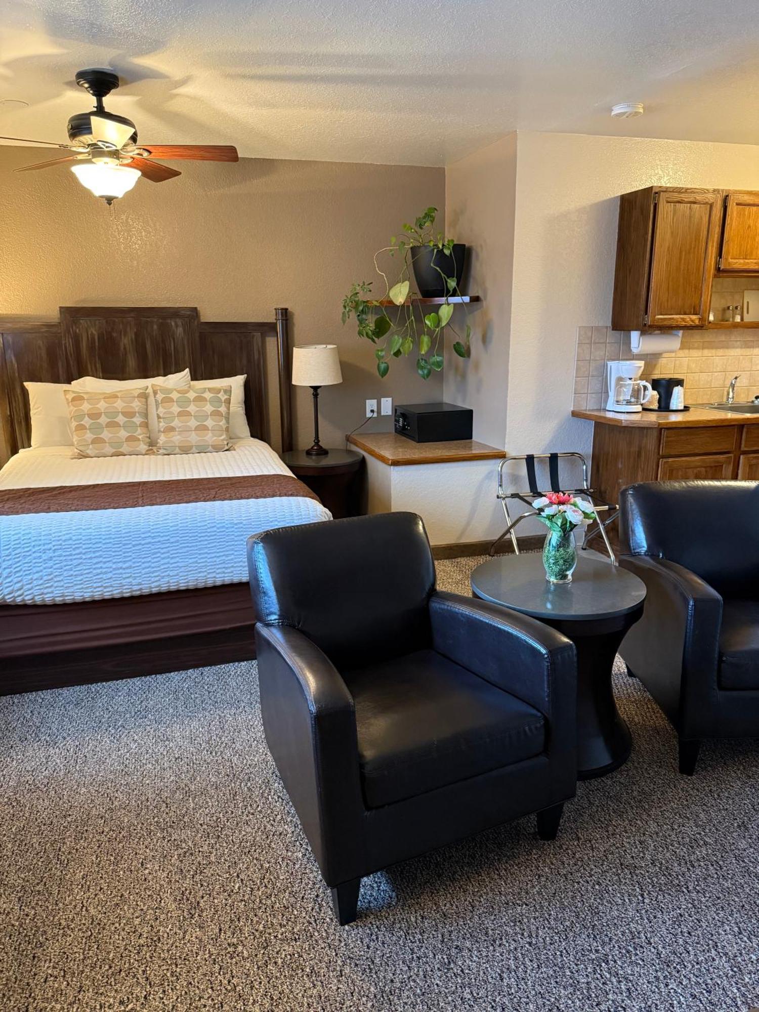 Mountain View Lodge Chelan Oda fotoğraf